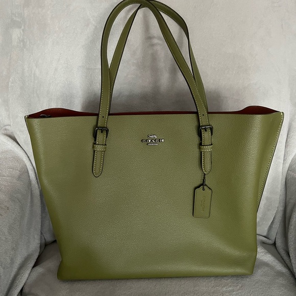 Coach Handbags - Coach tote